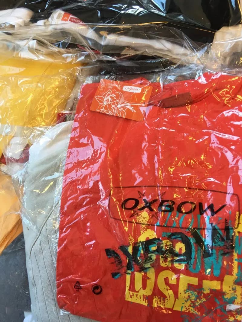 Massive Clearance: 80,000 Branded Clothing Items at €1.25 Each – Oxbow, O’Neill, Quiksilver, and More