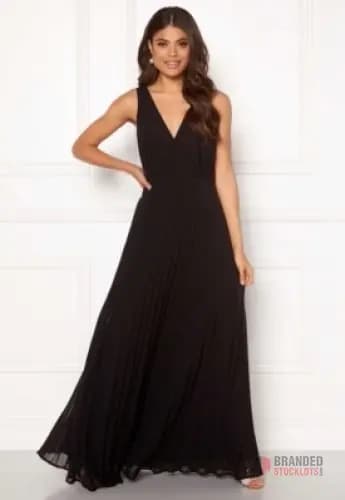 Exclusive Bubbleroom Women’s Fashion Collection at €7 per Piece