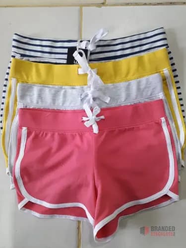 Wholesale Opportunity: Ladies’ Short Pants Stocklot