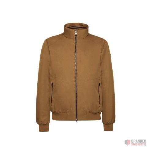 LOT of 50 men's jackets from the Geox brand for the winter season.