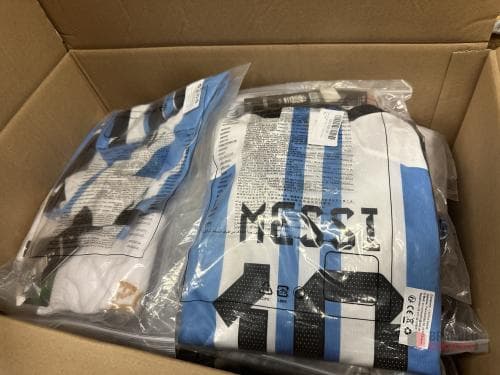 Special Offer: 2200 Football Shirt Sets by STIKSY 4 pieces KIDS/ADULTS €6,- PER SET