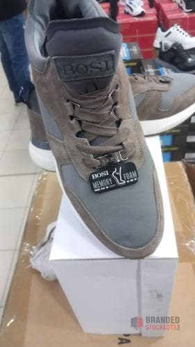 600 pairs of Bosi shoes – Wholesale offer