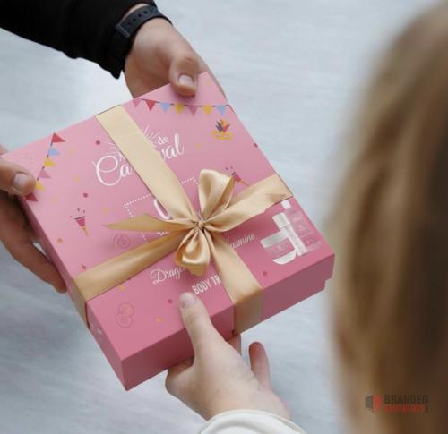 120 pieces Amour De Carnaval Sugar Berry Body Care Gift Set - thumbnail image - Premier B2B Stocklot Marketplace