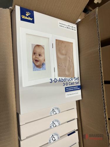 5676 pieces Tchibo Premium 3D Hand & Footprint Frame – Now Only €1 per Unit with Strong Profit Margins - thumbnail image - Premier B2B Stocklot Marketplace